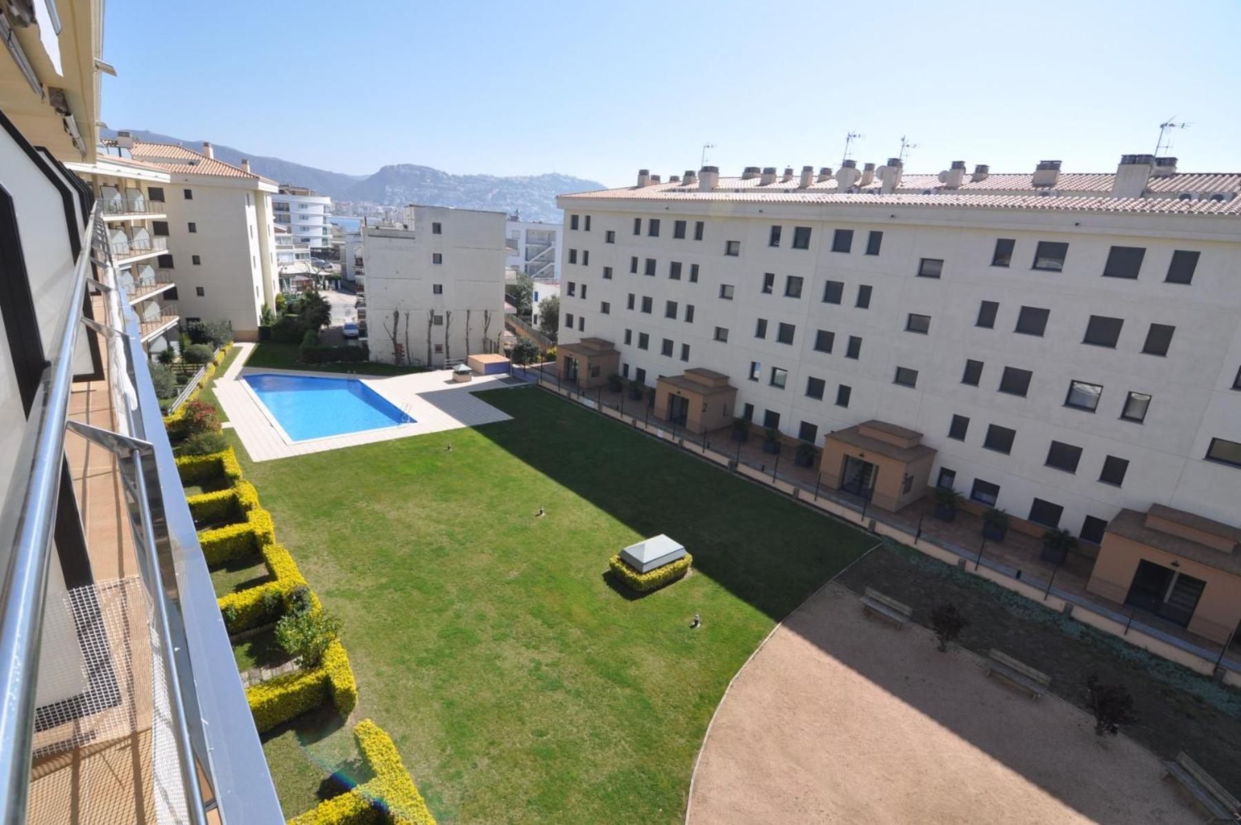 Roses Confort Beach Ev Milleni Экстерьер фото