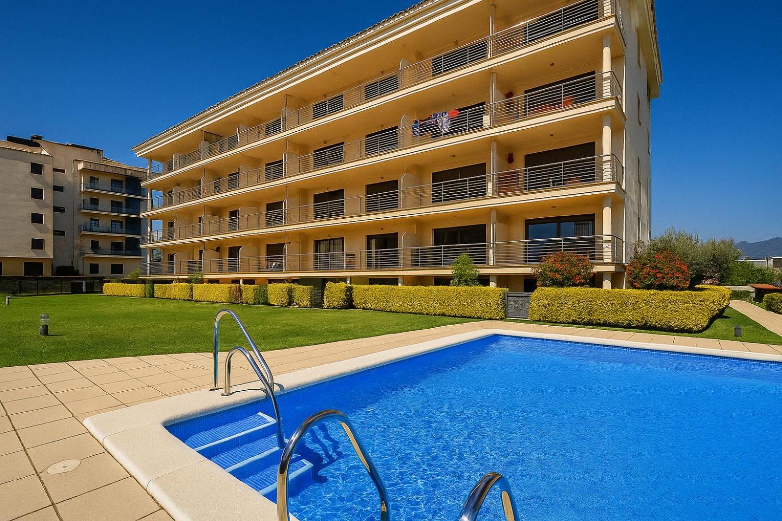 Roses Confort Beach Ev Milleni Экстерьер фото