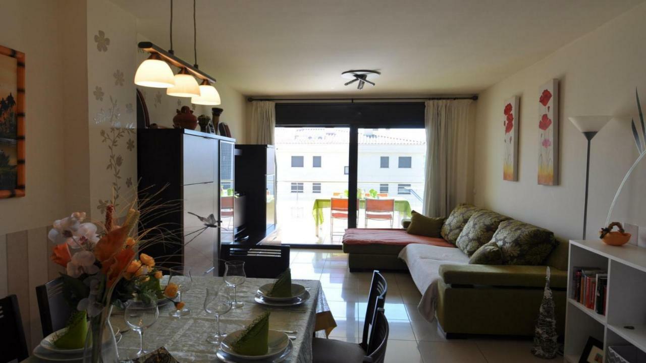 Roses Confort Beach Ev Milleni Экстерьер фото