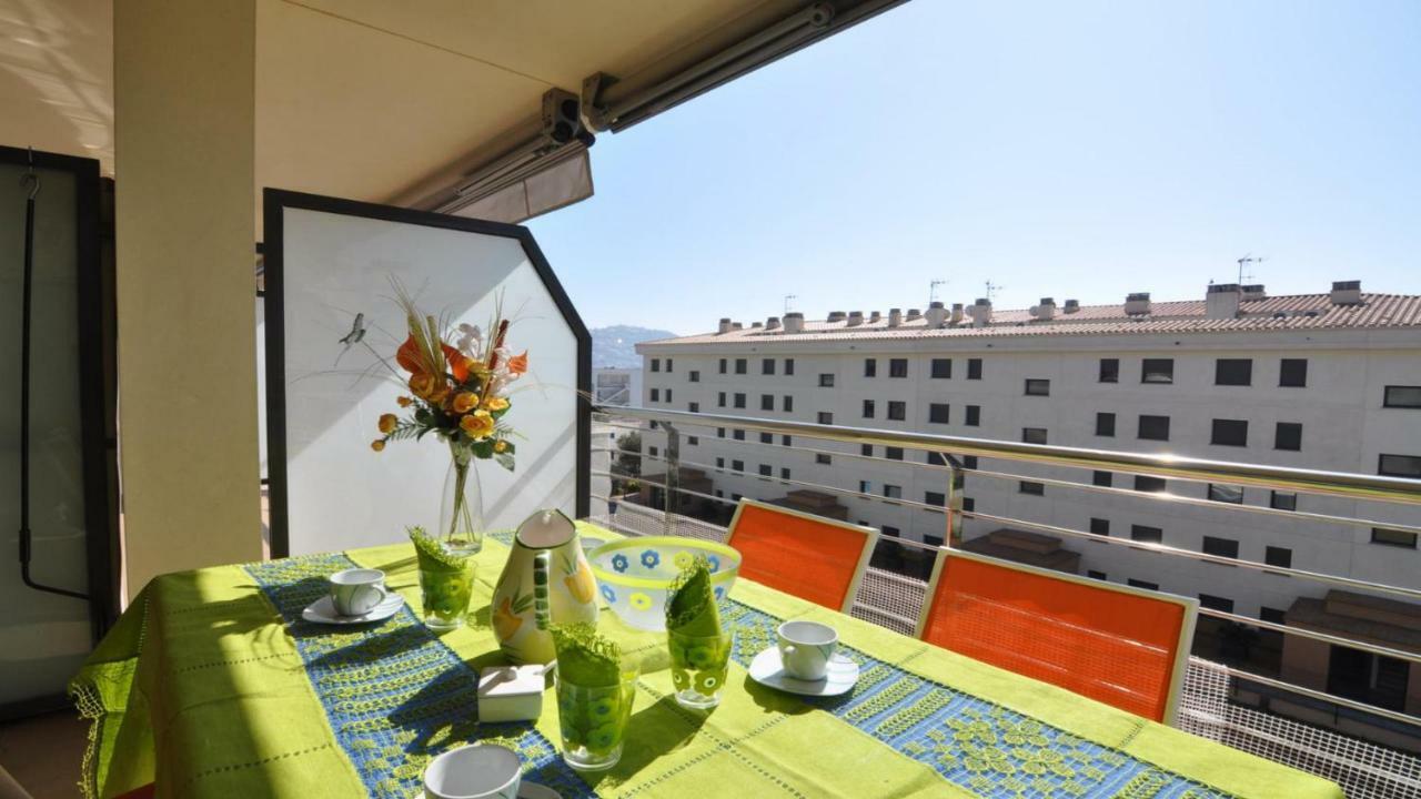 Roses Confort Beach Ev Milleni Экстерьер фото
