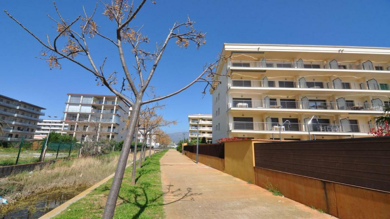 Roses Confort Beach Ev Milleni Экстерьер фото