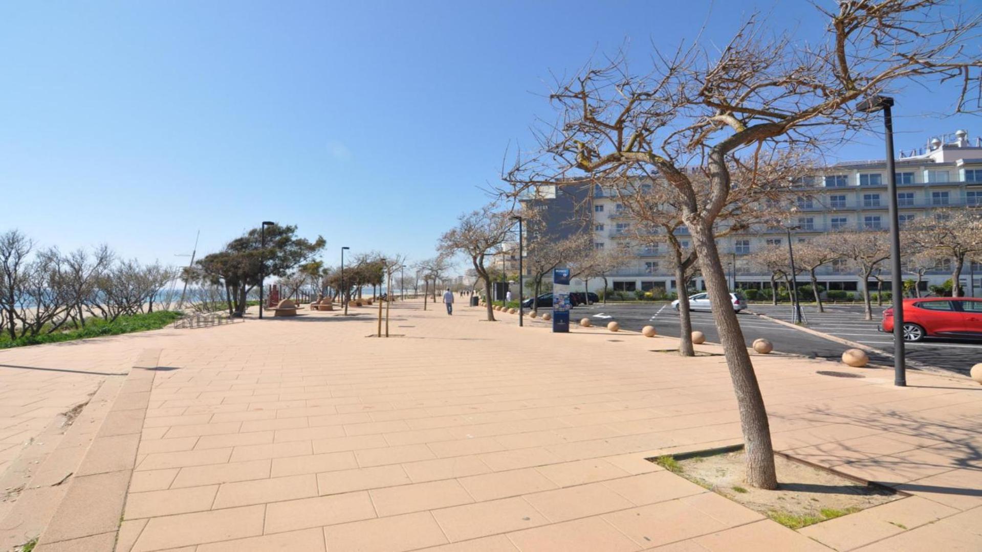 Roses Confort Beach Ev Milleni Экстерьер фото